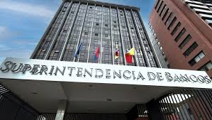 Las cajas de ahorro no pueden captar depósitos de terceros